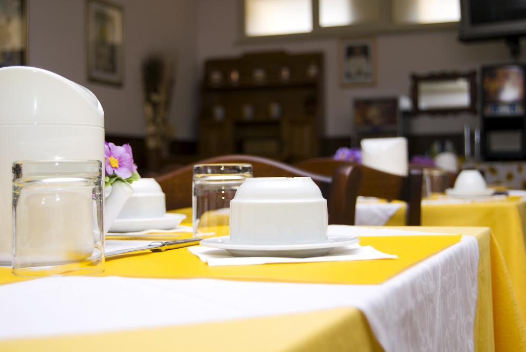 Hotel California Ariccia Εξωτερικό φωτογραφία