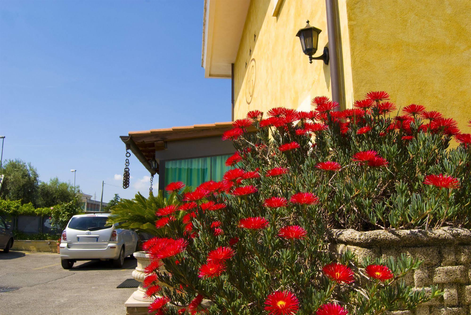 Hotel California Ariccia Εξωτερικό φωτογραφία