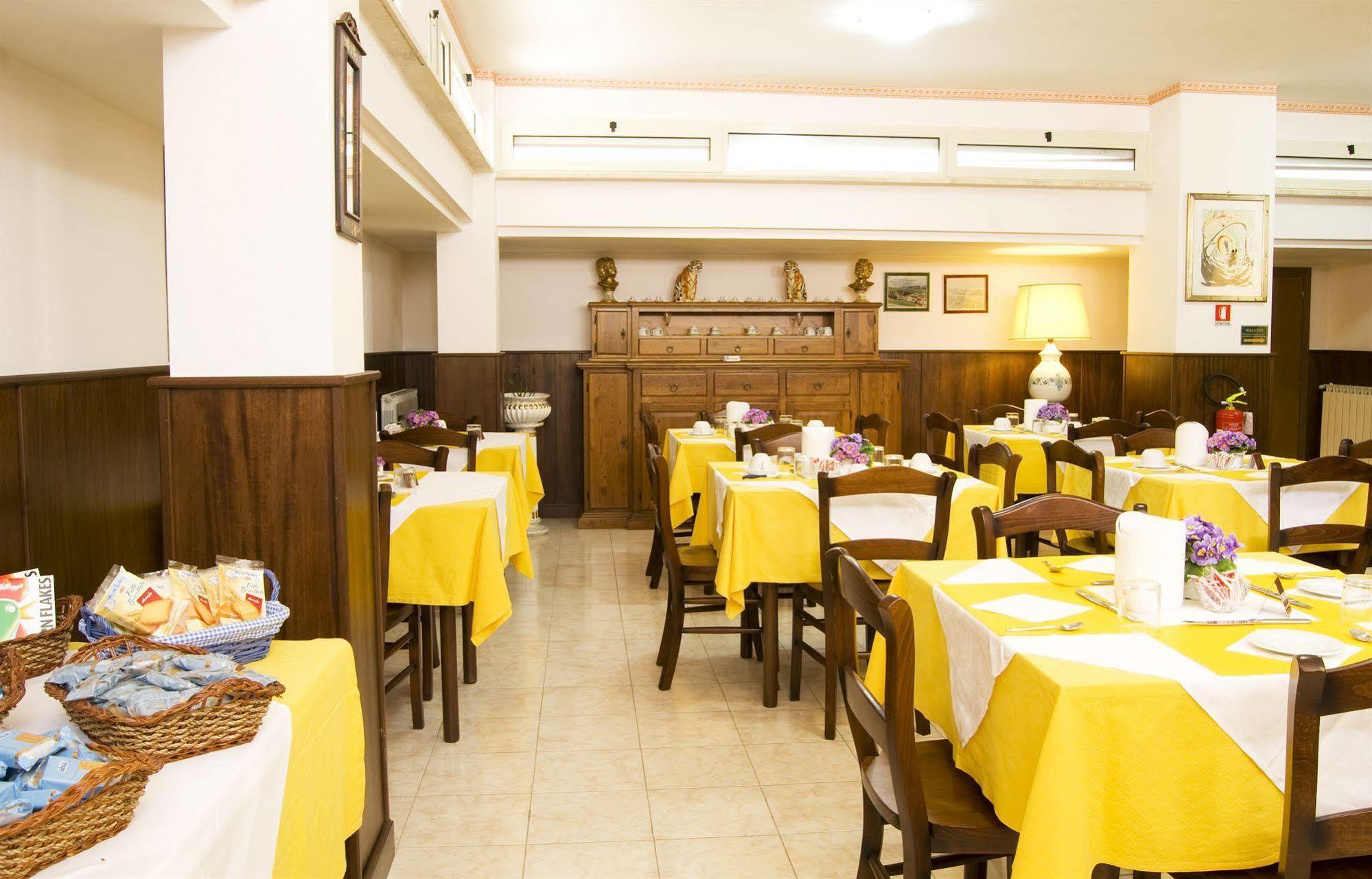 Hotel California Ariccia Εξωτερικό φωτογραφία